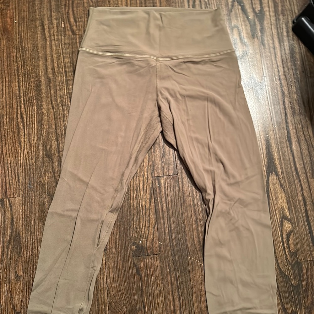 Lululemon align leggings 25’ size 8 in Bronze Green